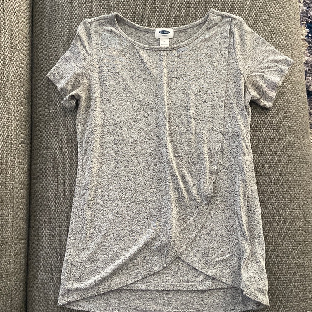 Maternity/nursing shirt